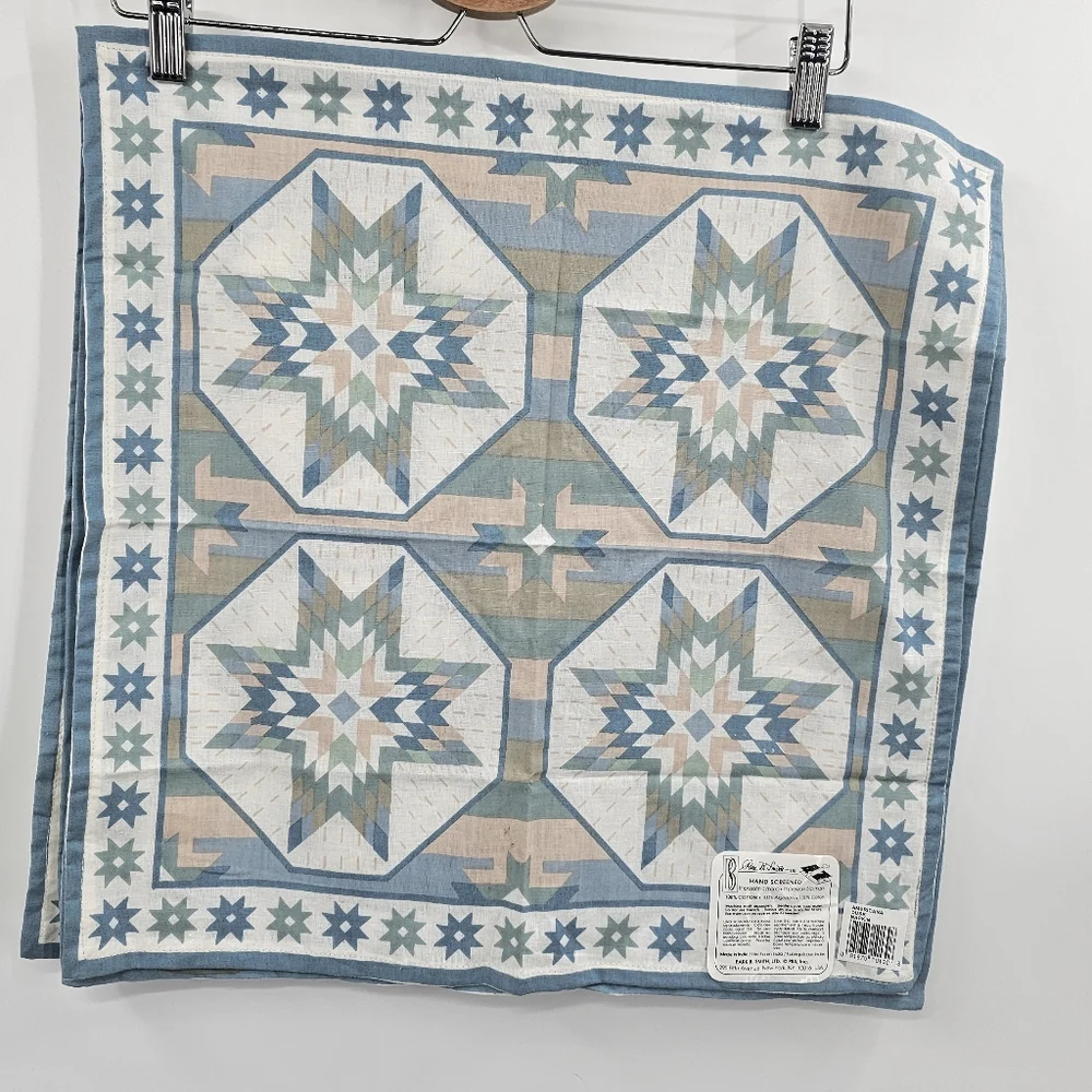 Quilt 4 Piece Napkin Set NWT